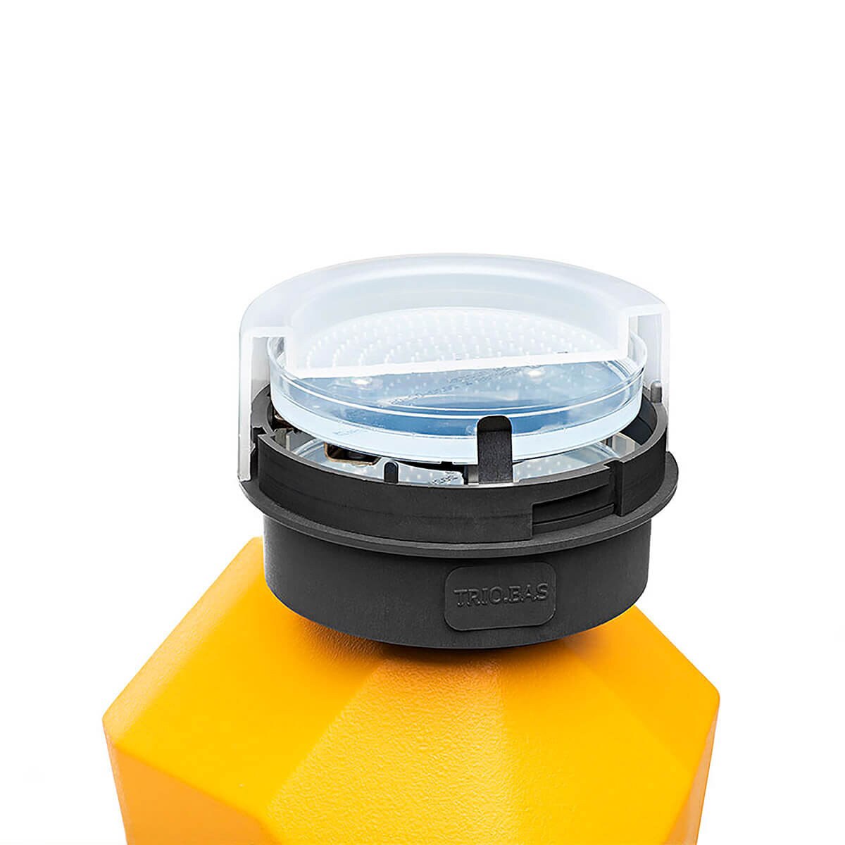 Hardy Diagnostics TRIO.BAS sterile Daily Shift Head installed over a Petri plate on a microbial air sampler, close-up